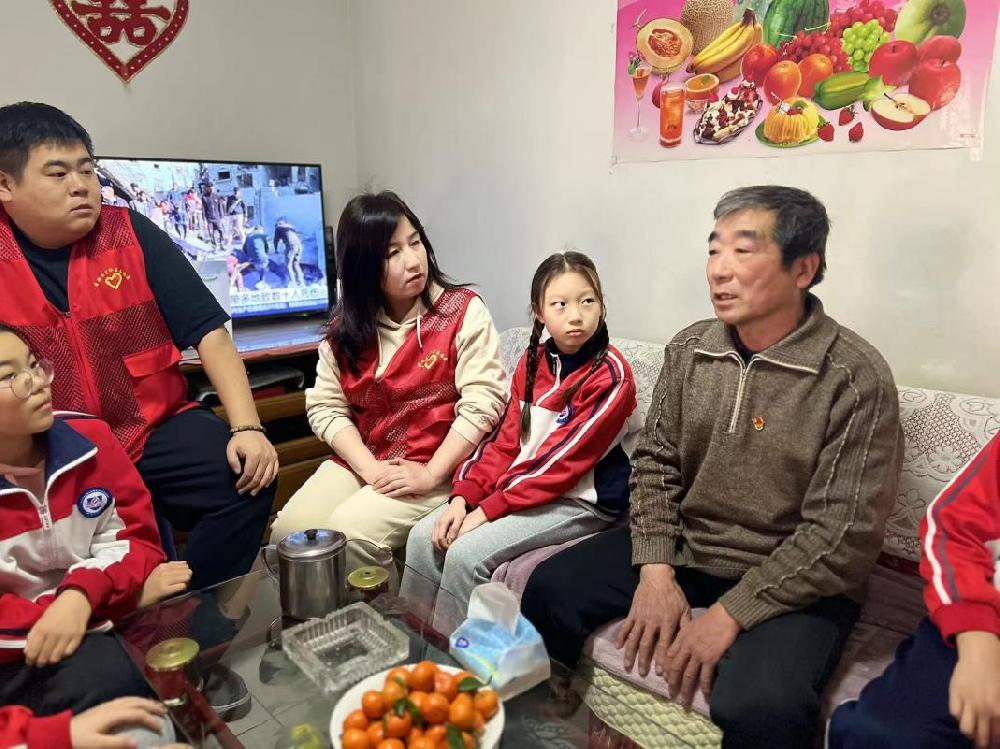 郭洪刚：退役不褪色，用“迷彩绿”点燃“志愿红” 