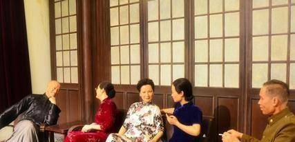 读书改变命运，泥瓦匠的女儿当了校花，后来当了总统夫人